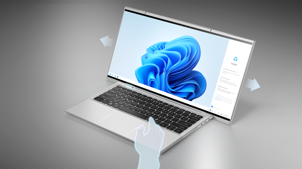 This really cool laptop concept transforms a 14-inch display into an 18-inch one by extending laterally