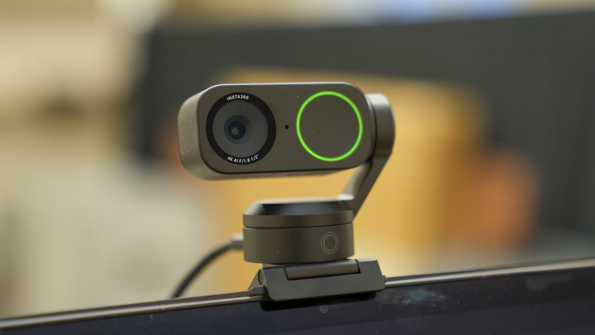 Insta360 Link 2 webcam review